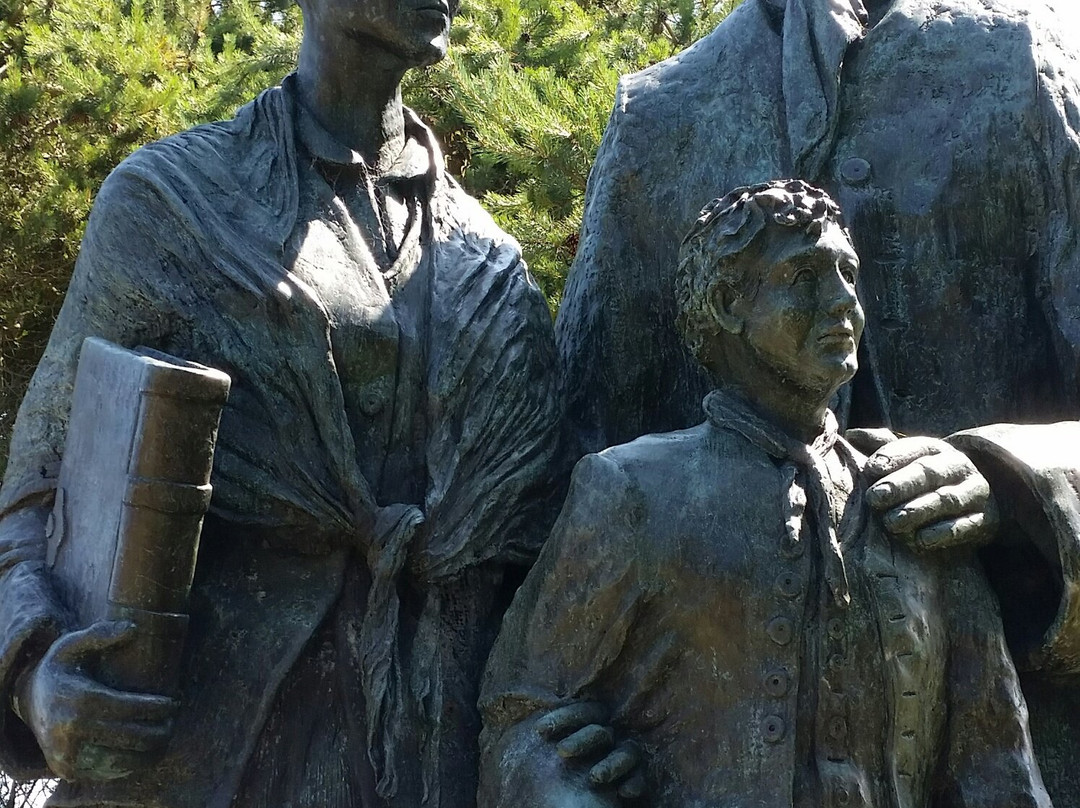 The Friends' Goodwill Memorial景点图片