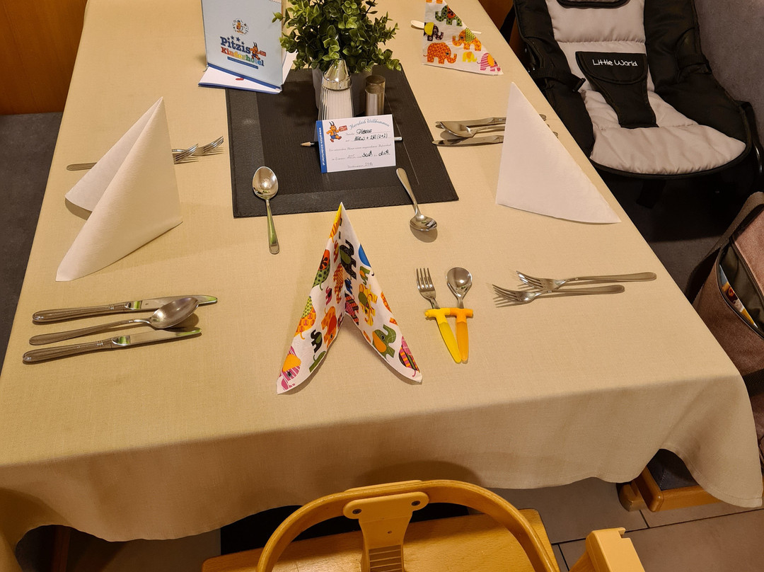 Pitzis Kinderhotel - Family Only主图