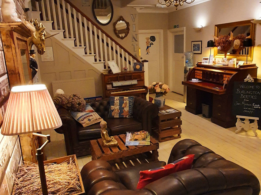 Burlington Berties Boutique Hotel主图