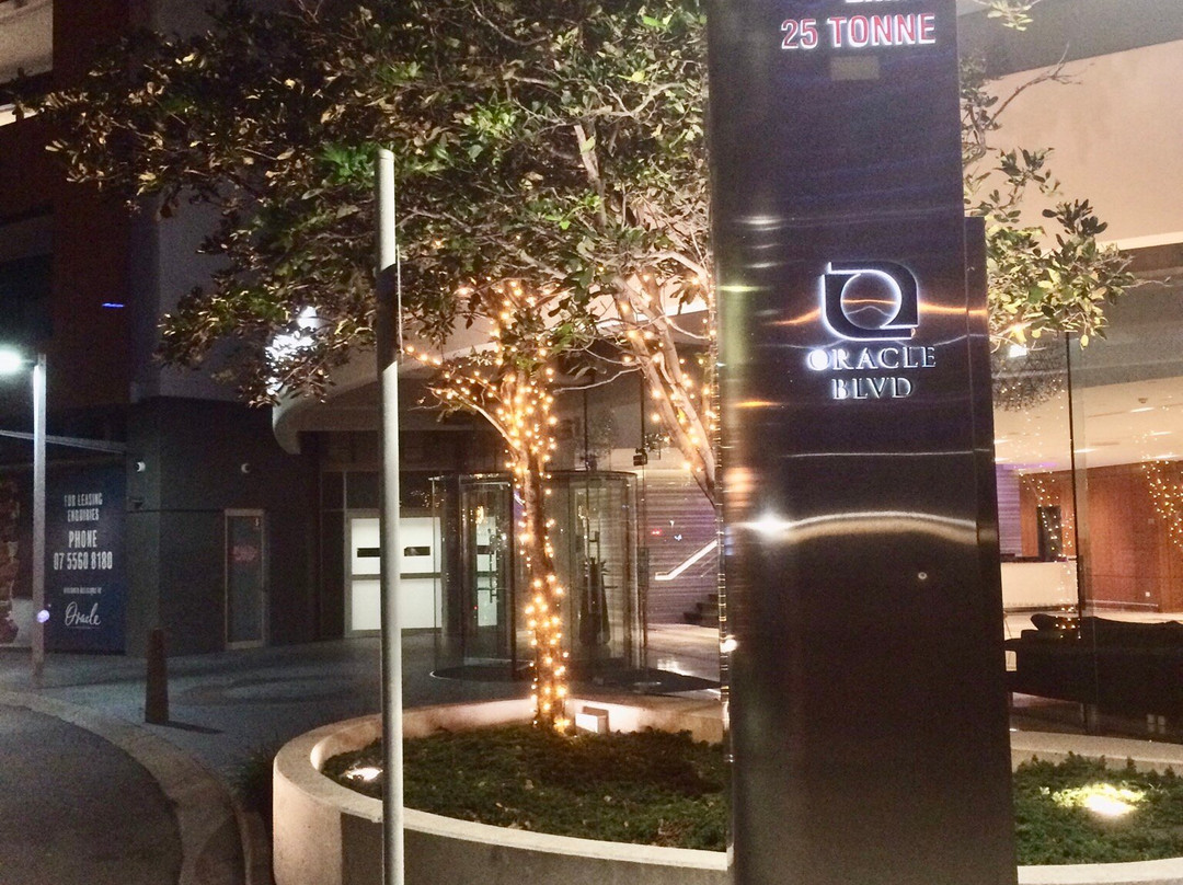 Oracle Boulevard-布罗德海滩必去景点