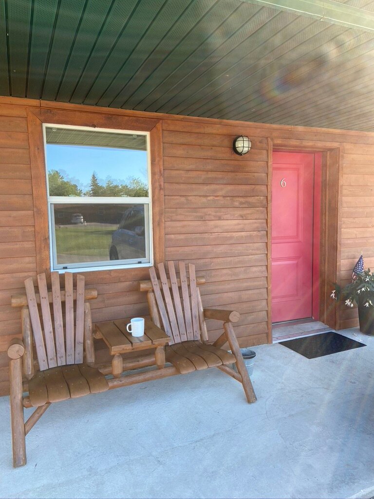 Tahquamenon Suites Lodging-浴室