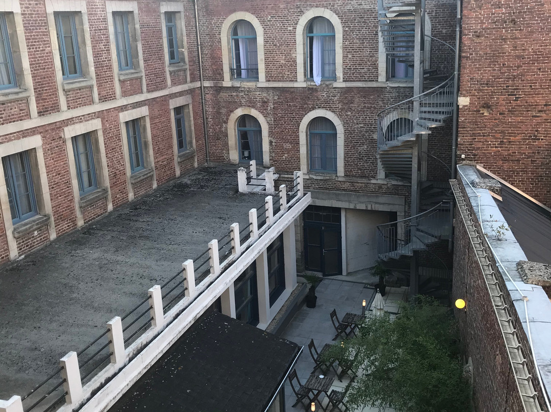 Comfort Hotel Le Saint Claude -Peronne Centre主图