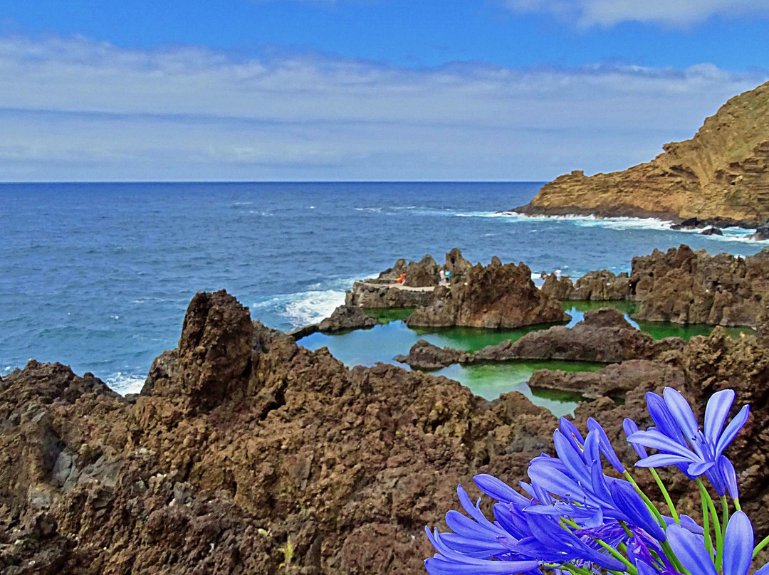 Porto Moniz Natural Swimming Pools-莫尼什港必去景点