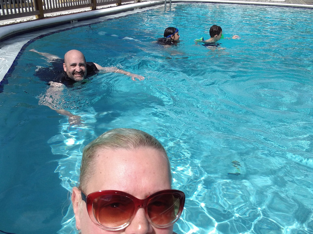 Barefoot Bay Resort and Marina主图