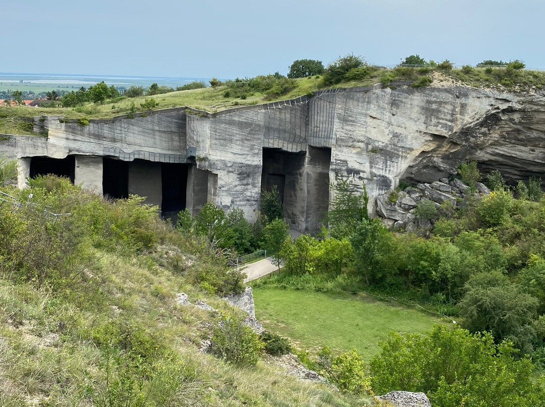 Fertőrákosi Kőfejtő Thematic Park景点图片