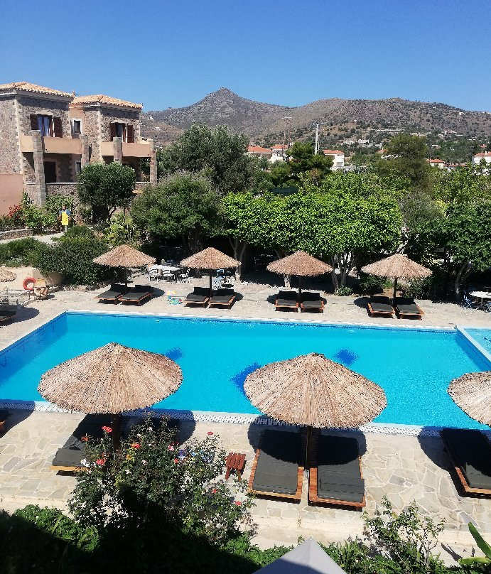 Angelina Aegina Boutique Escape主图