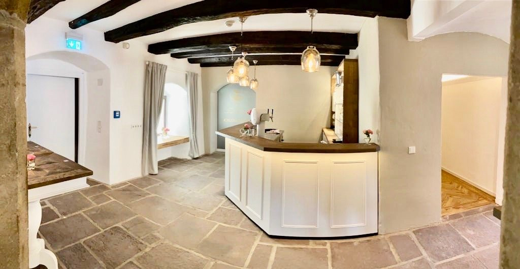 Jagdschloss Habichtswald主图