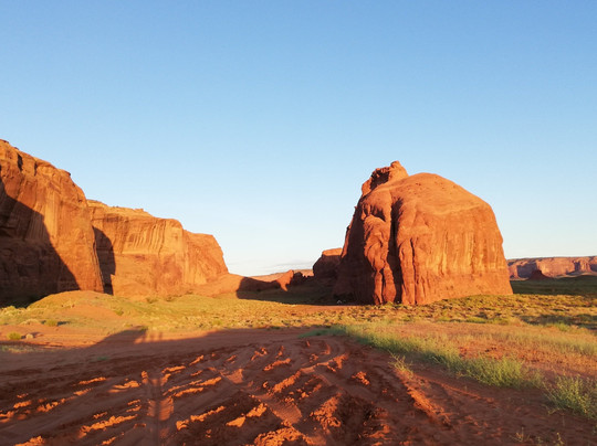 Campfire Stories-纪念碑公园必去景点