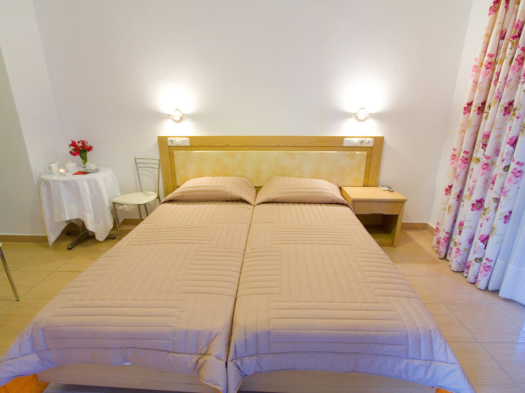 Evita's Studios主图