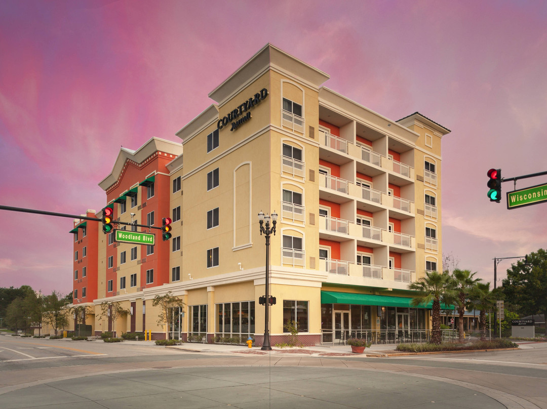 Courtyard DeLand Historic Downtown主图