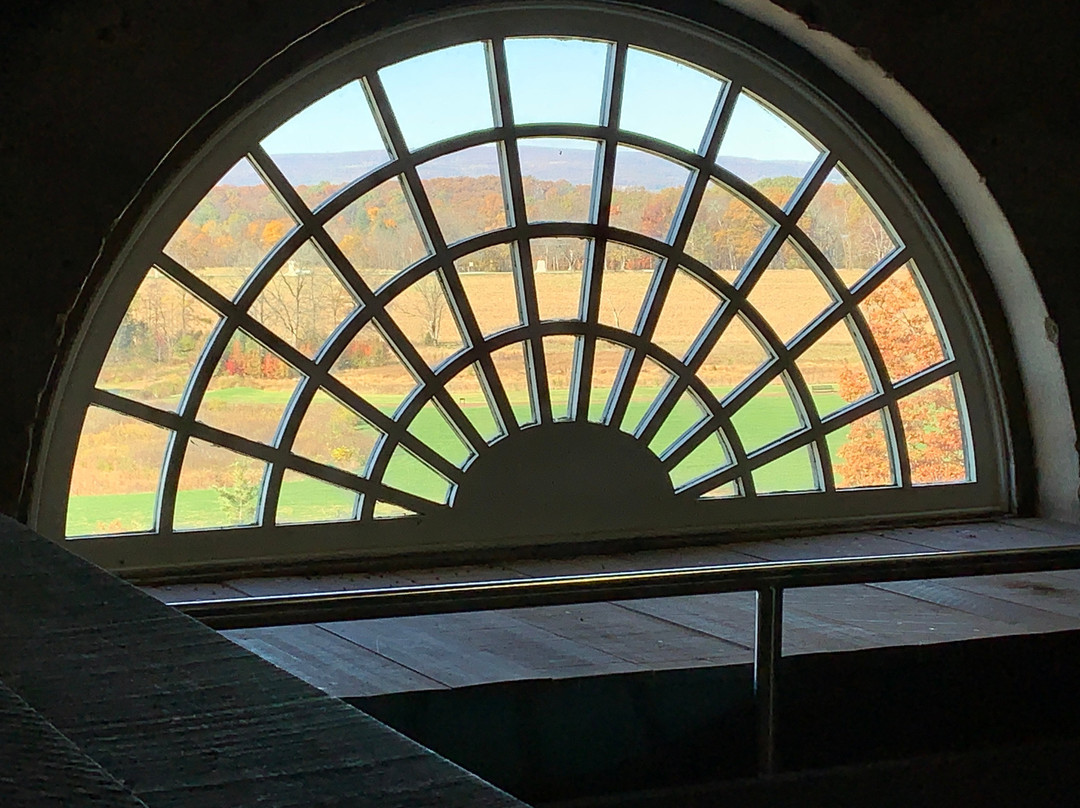 Monument to Major General George Gordon Meade-葛底斯堡必去景点