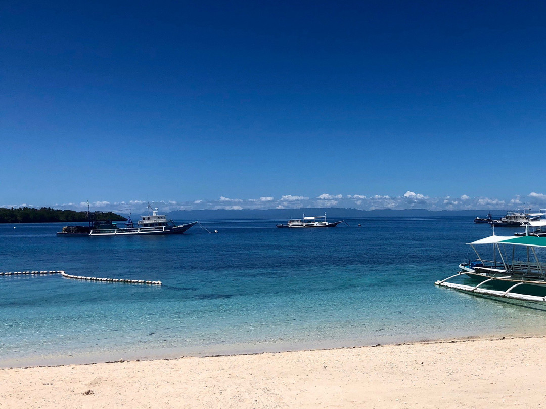 Tulang Diot Island景点图片