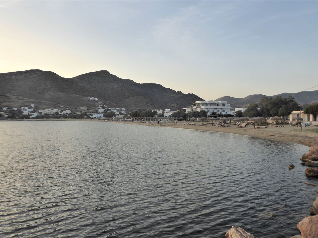 Gialos Beach-Chora必去景点