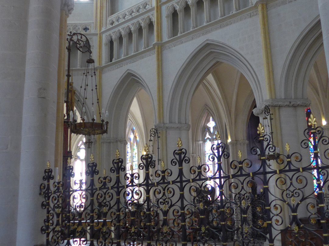 Cathédrale Saint-Corentin-坎佩尔必去景点
