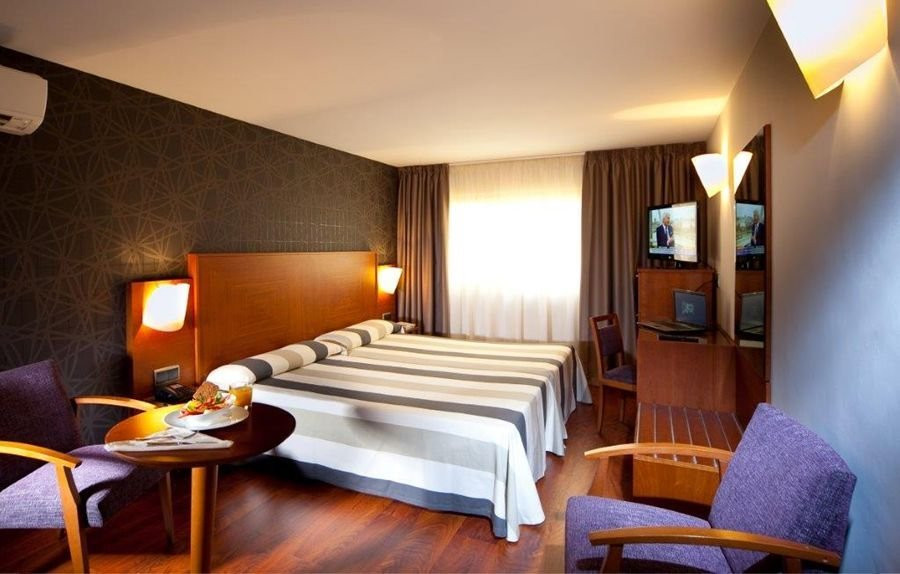 Hotel Nuevo Torreluz主图