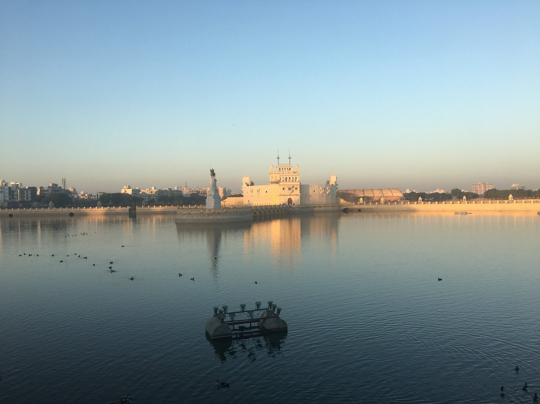 Hotel President主图