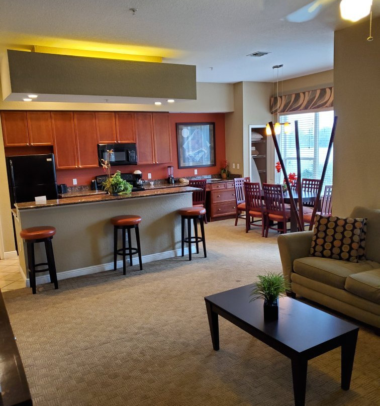 The Gardens by EVRentals主图