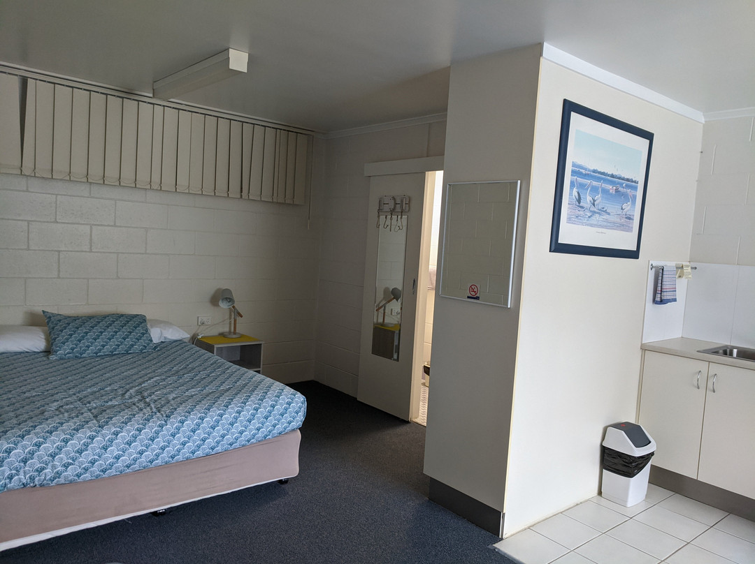 首位汽车旅馆主图