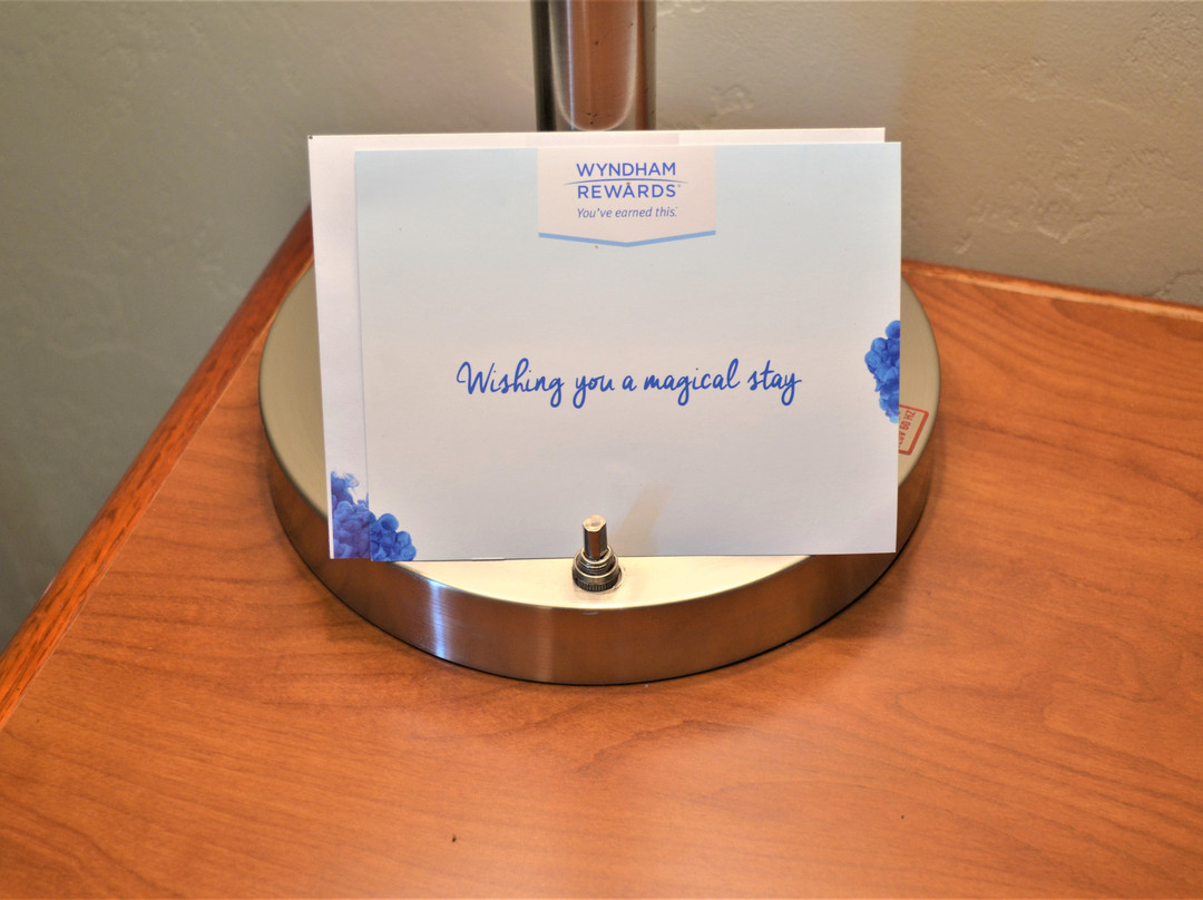 罗斯堡速8酒店主图