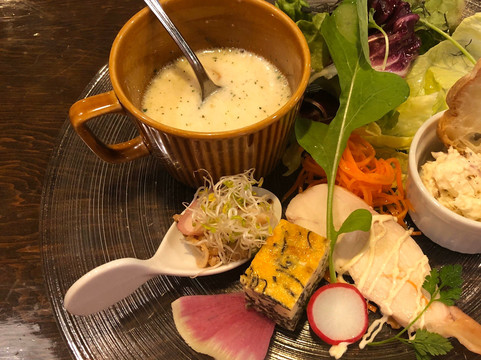 和ビストロ ボンティグレ 