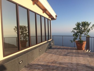 Villa Paradise Resort主图