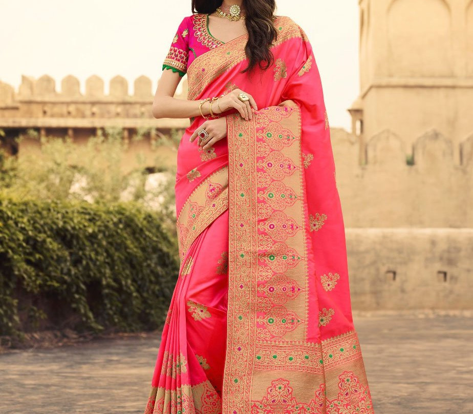 Mayoori Sarees景点图片