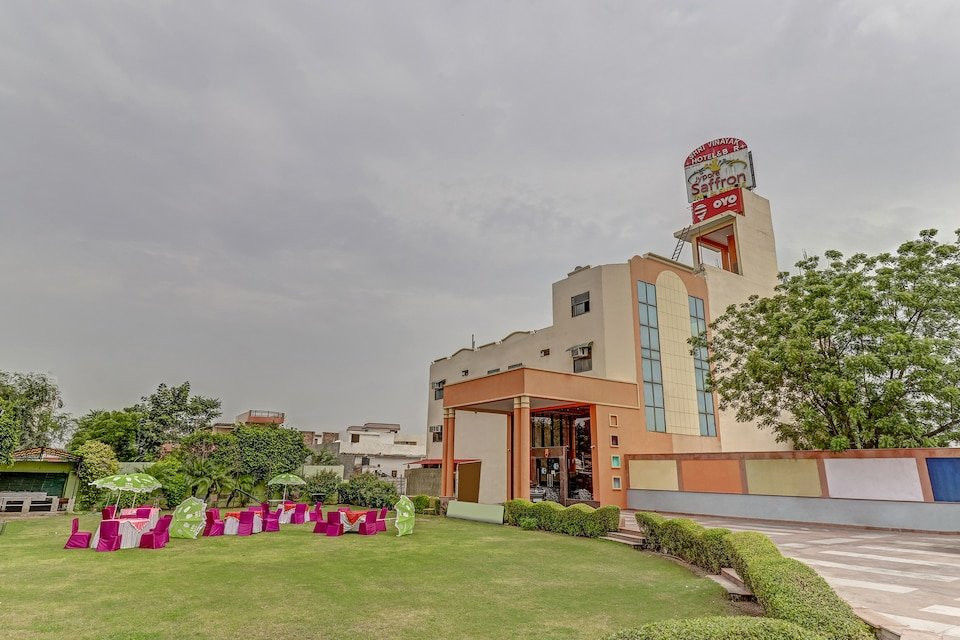 Bhankrota酒店住宿-Jypore Saffron Inn & Suites