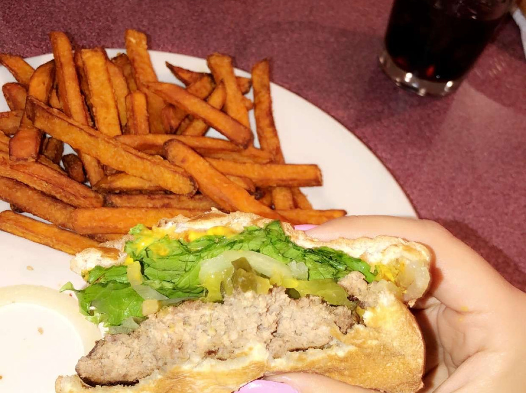 The Landing Hotel主图