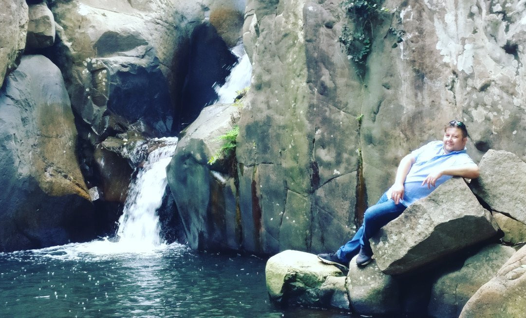 Sendero Rio de la Miel景点图片