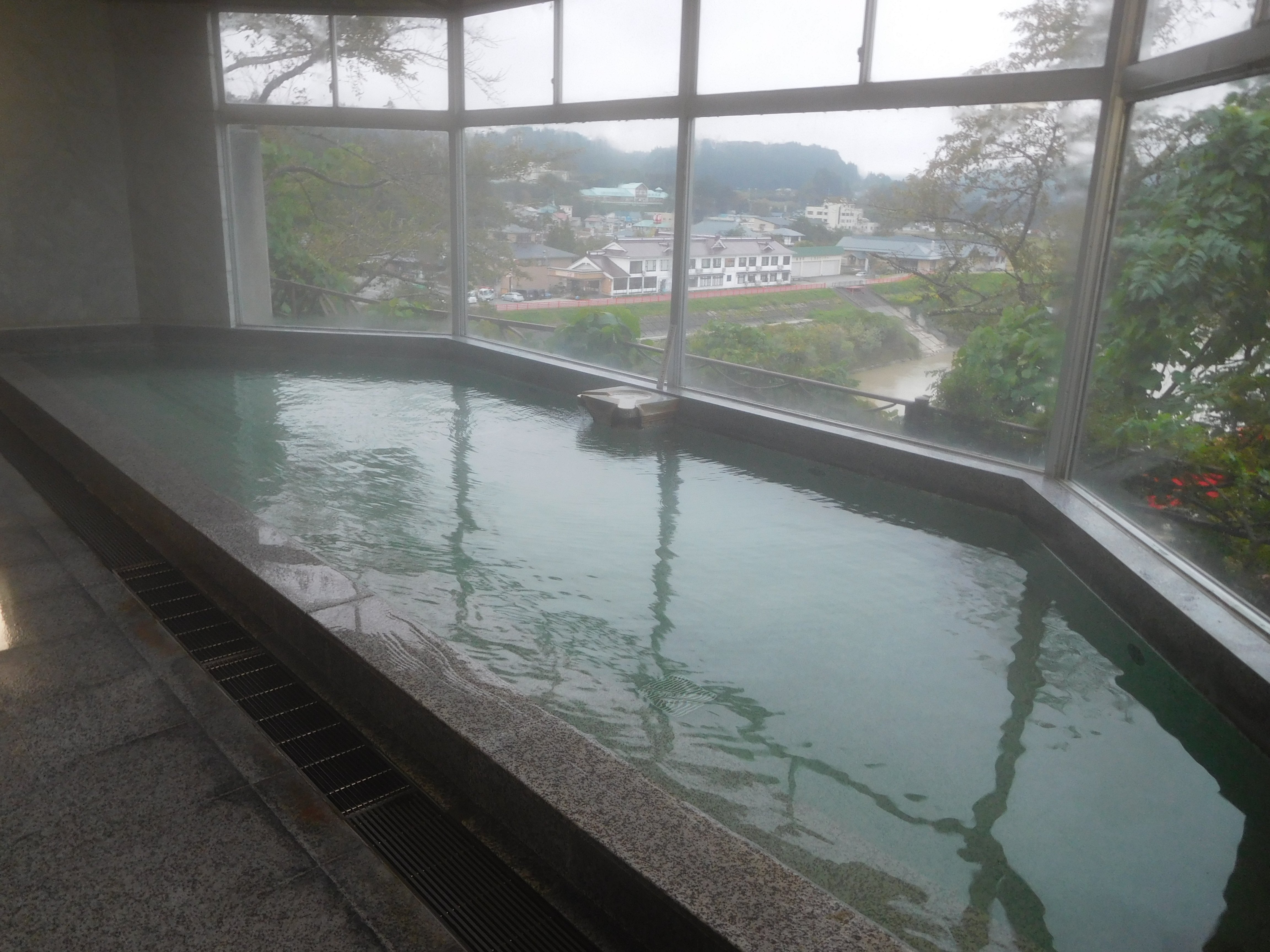 Tsukimigaoka Choumin Center-浴室
