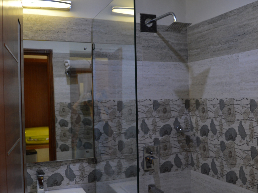 Ambience Hotel主图