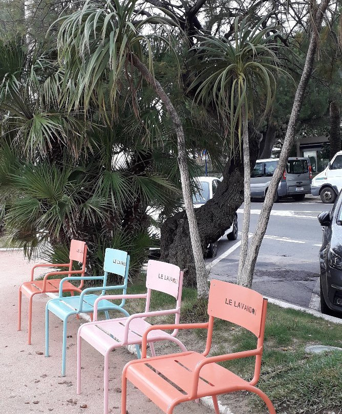 Office de Tourisme du Lavandou-莱拉旺杜必去景点