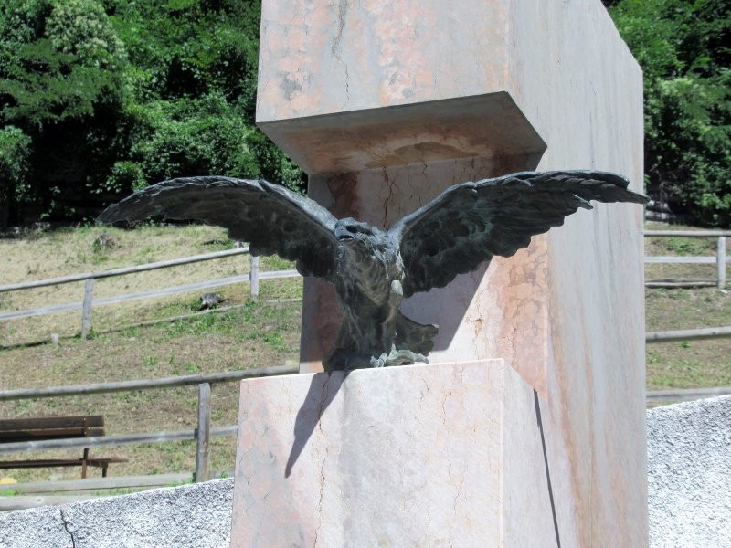 Monumento ai Caduti景点图片