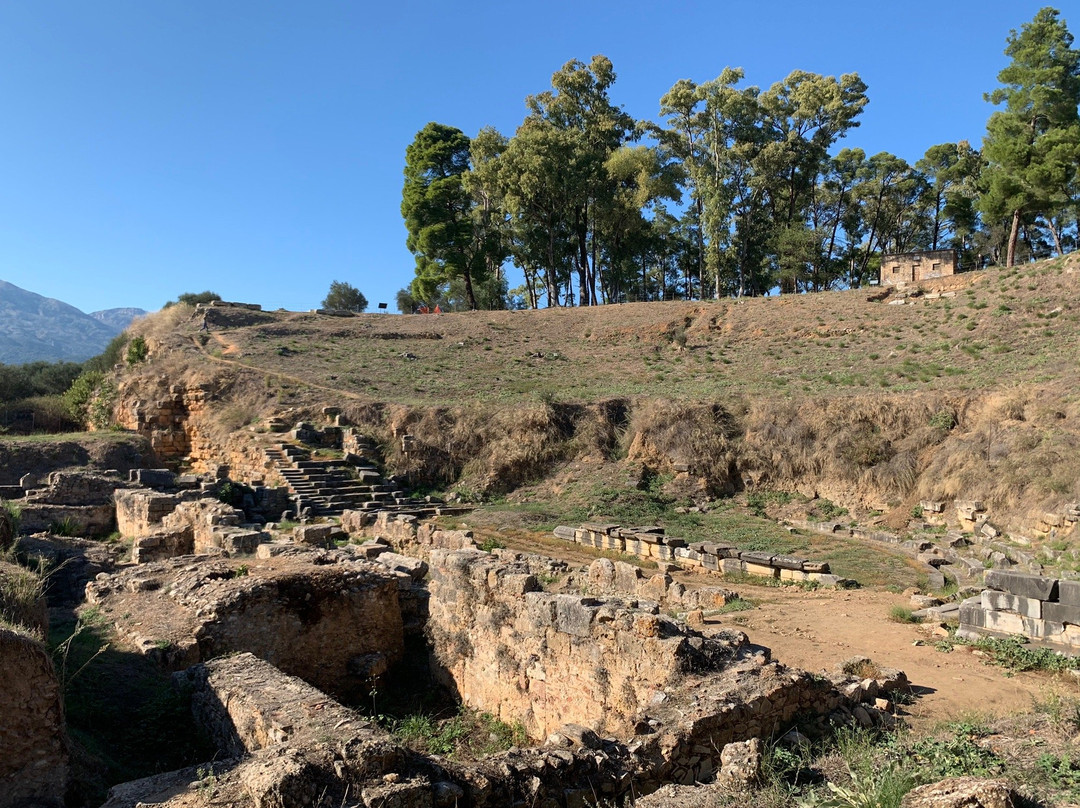 Acropolis and Ancient Theater-Sparta必去景点