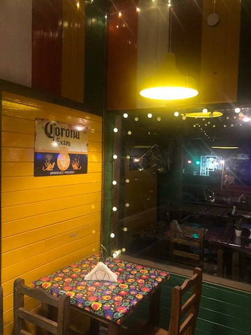 B&B Tacos y Burritos