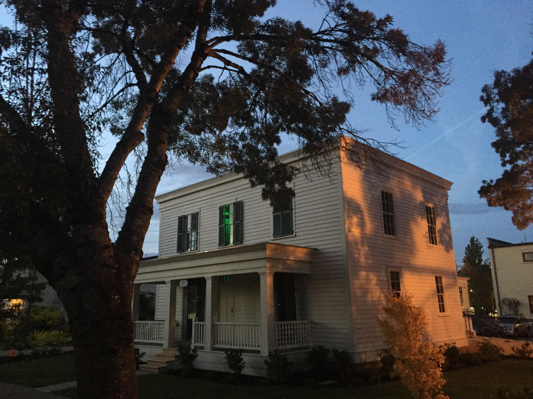 Northwest Ghost Tours-Oregon City必去景点