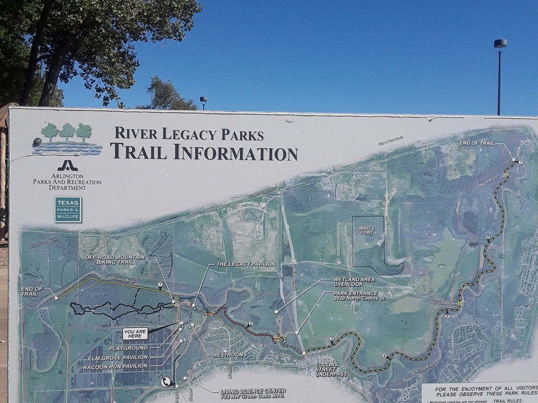 River Legacy Park景点图片