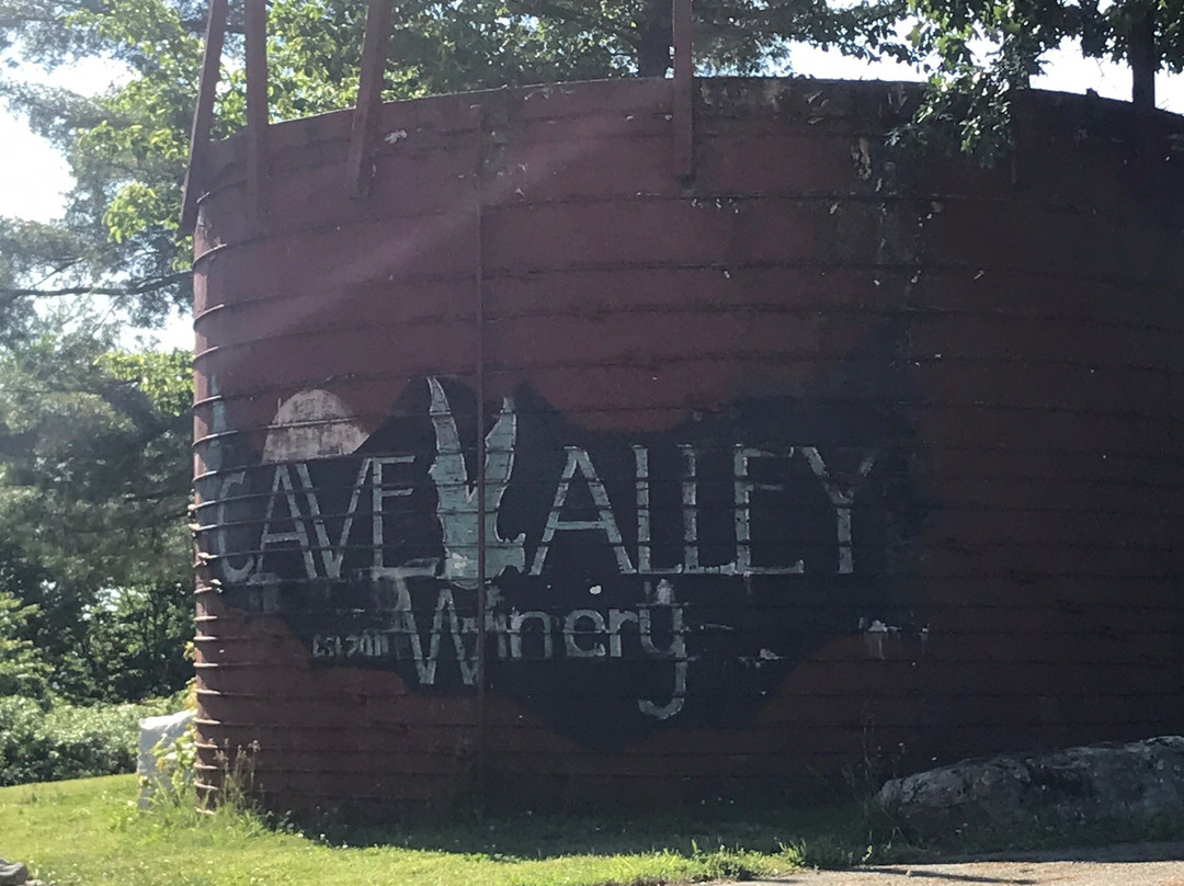 Cave Valley Winery景点图片