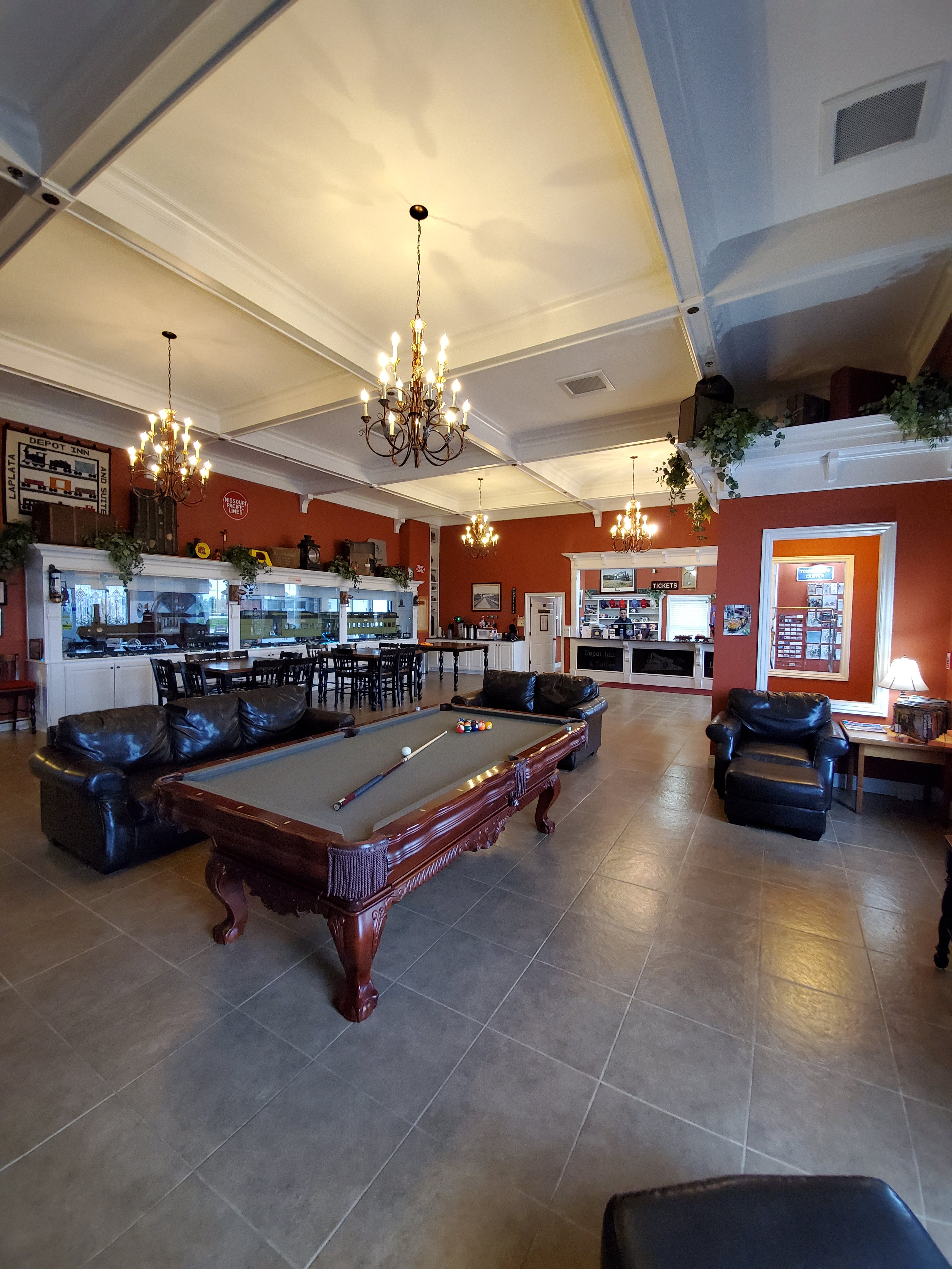 Depot Inn & Suites-portrait