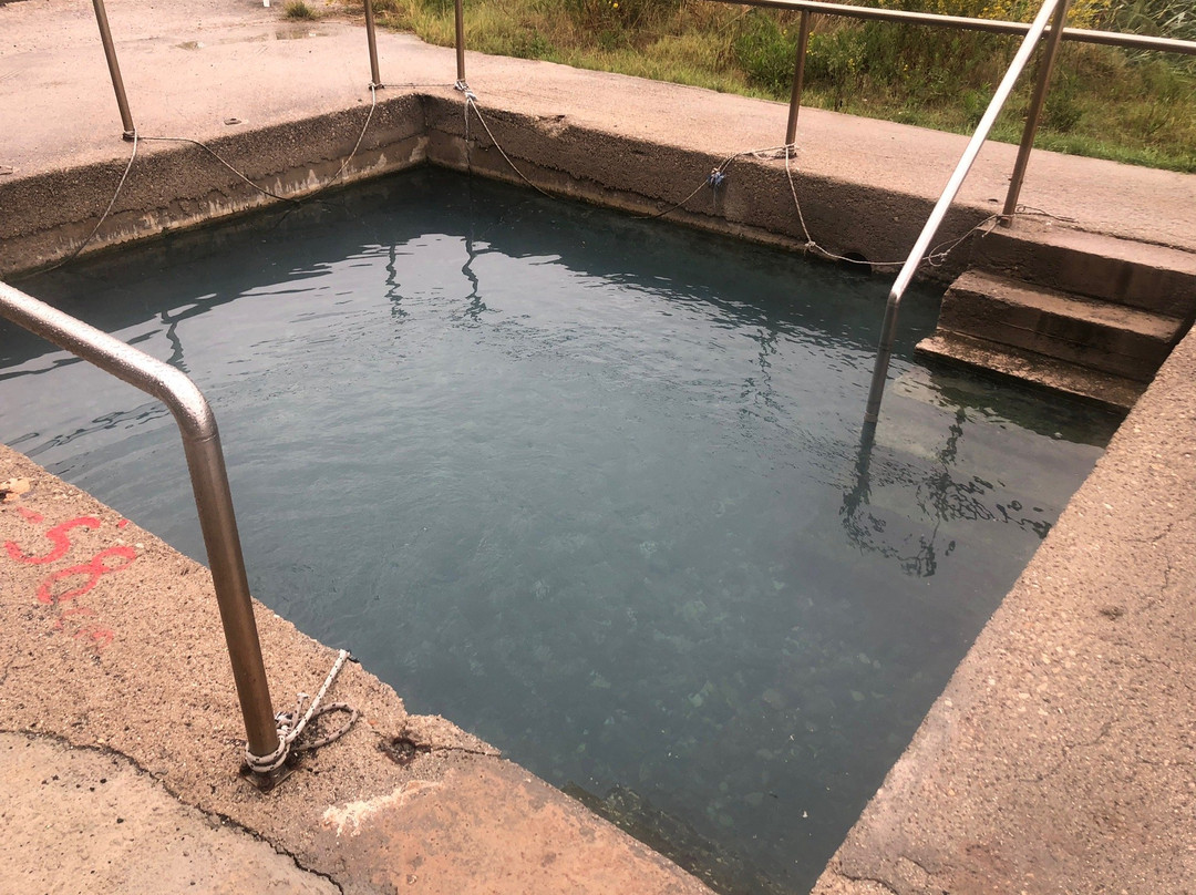 Thermal Hot Springs-Kamena Vourla必去景点