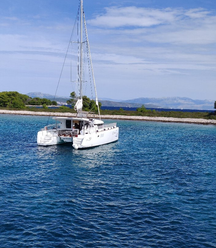 Three Island Tour景点图片