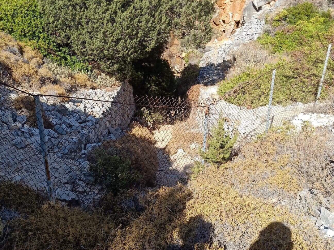 Marathi Marble Quarries-帕罗斯岛必去景点