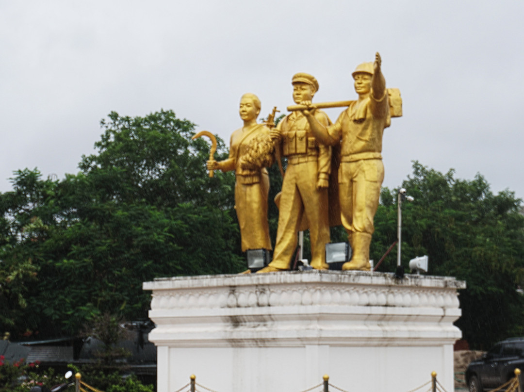 Lao People's Army Museum景点图片