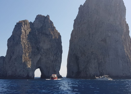 Capri Tour Information-卡碧岛必去景点