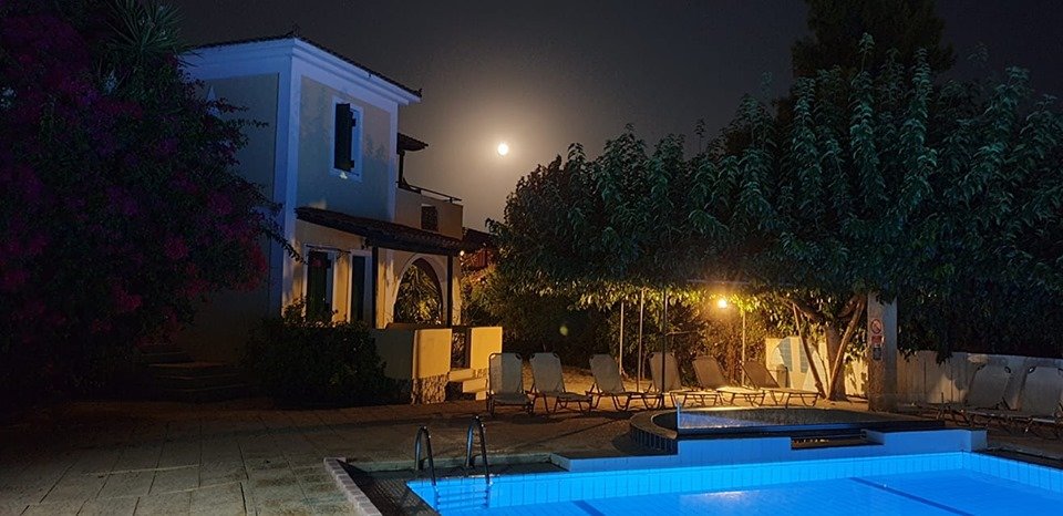 Portego Hotel-泳池