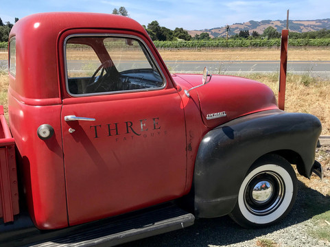 Three Fat Guys Wines-索诺玛必去景点