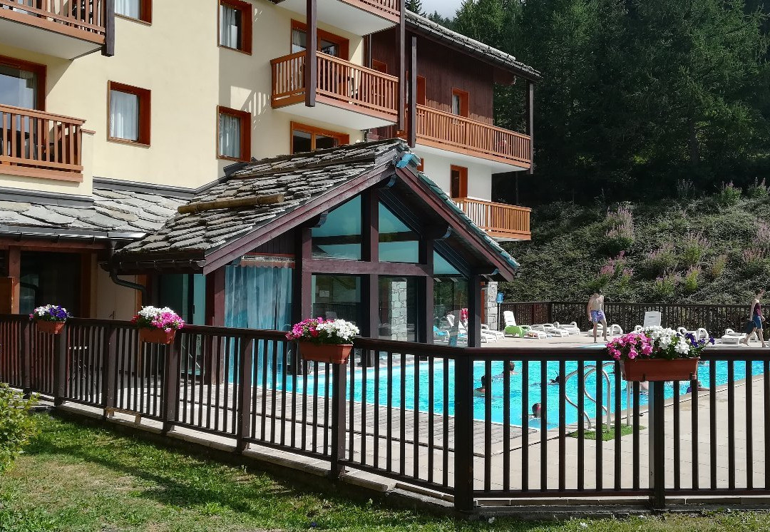 阿尔帕奇德瓦勒塞尼酒店主图