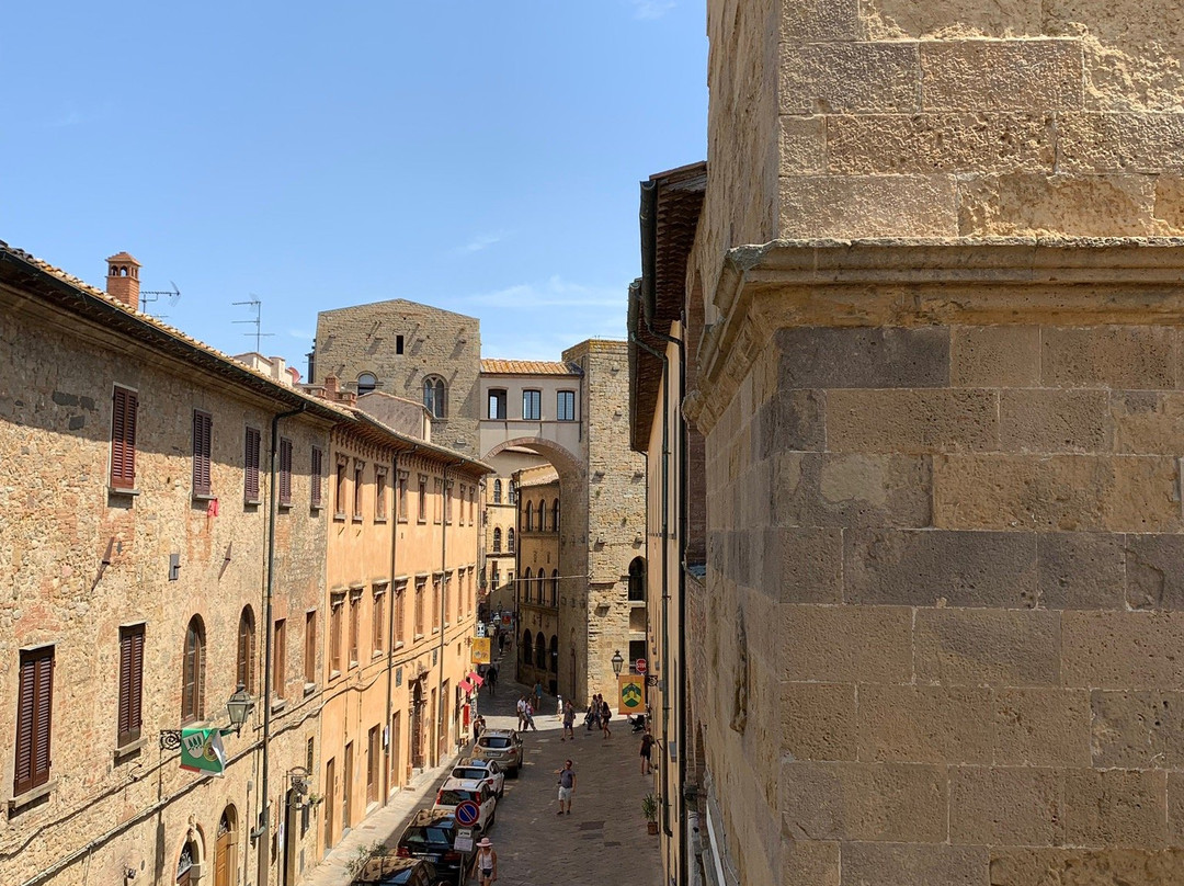 Collezione d'arte della Fondazione Cassa di Risparmio di Volterra-沃尔泰拉必去景点