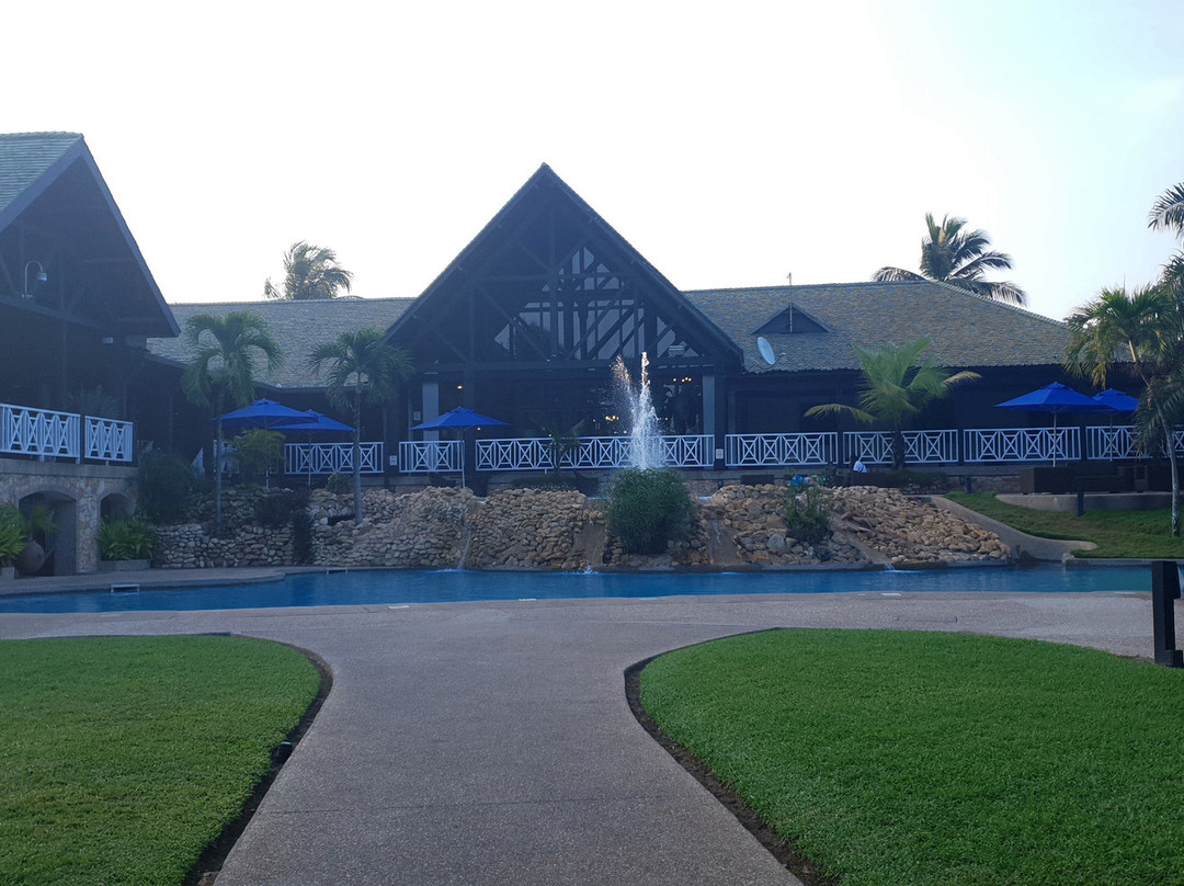 拉巴迪海滩酒店主图