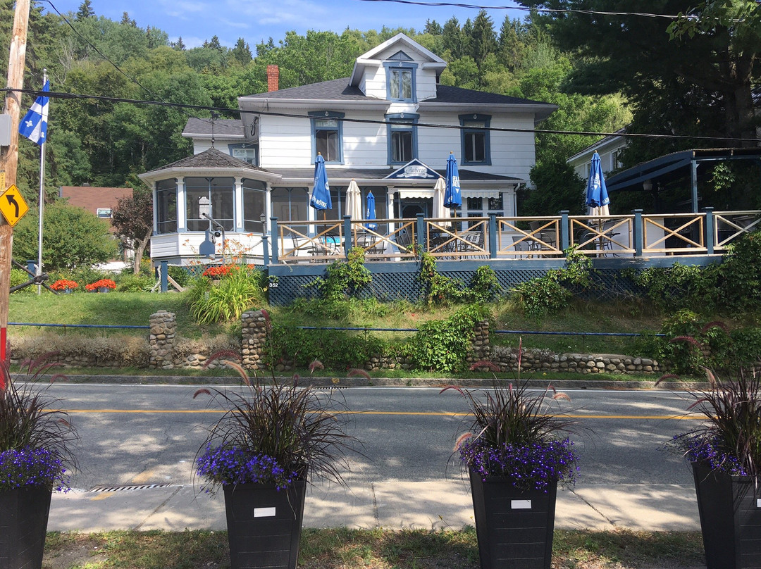 Saint-Hilarion酒店住宿-La Maison Sous les Pins